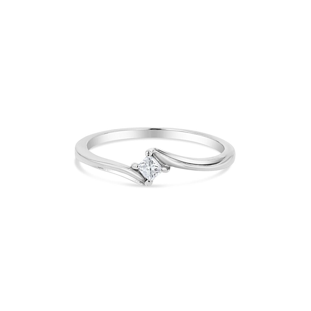 14K White Gold Dainty Princess Solitaire Ring