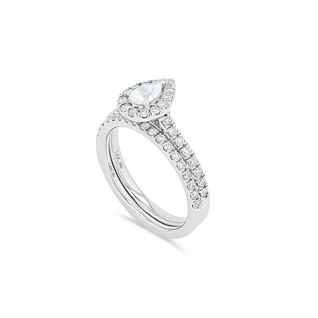 14K White Gold Pear Diamond Engagement Ring