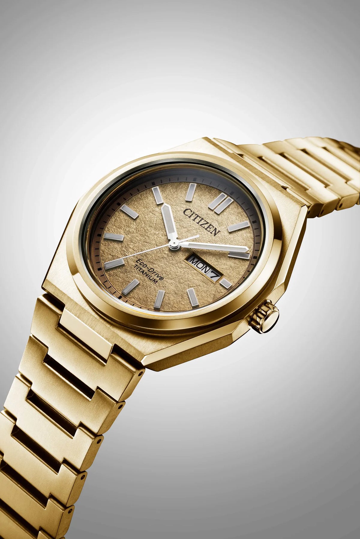 Citizen Zenshin Three-hand - AW0132-55P.