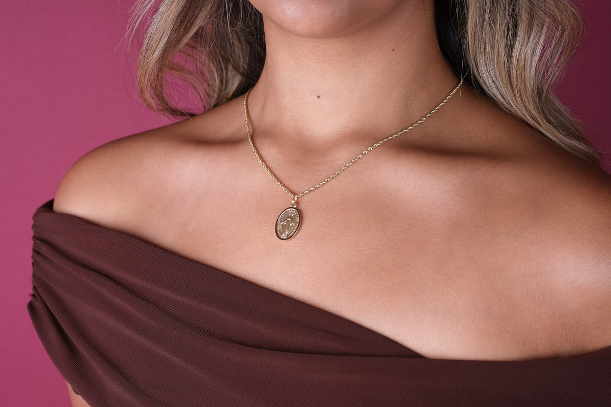 14K Gold Oval Miraculous Virgin Mary Medal Pendant