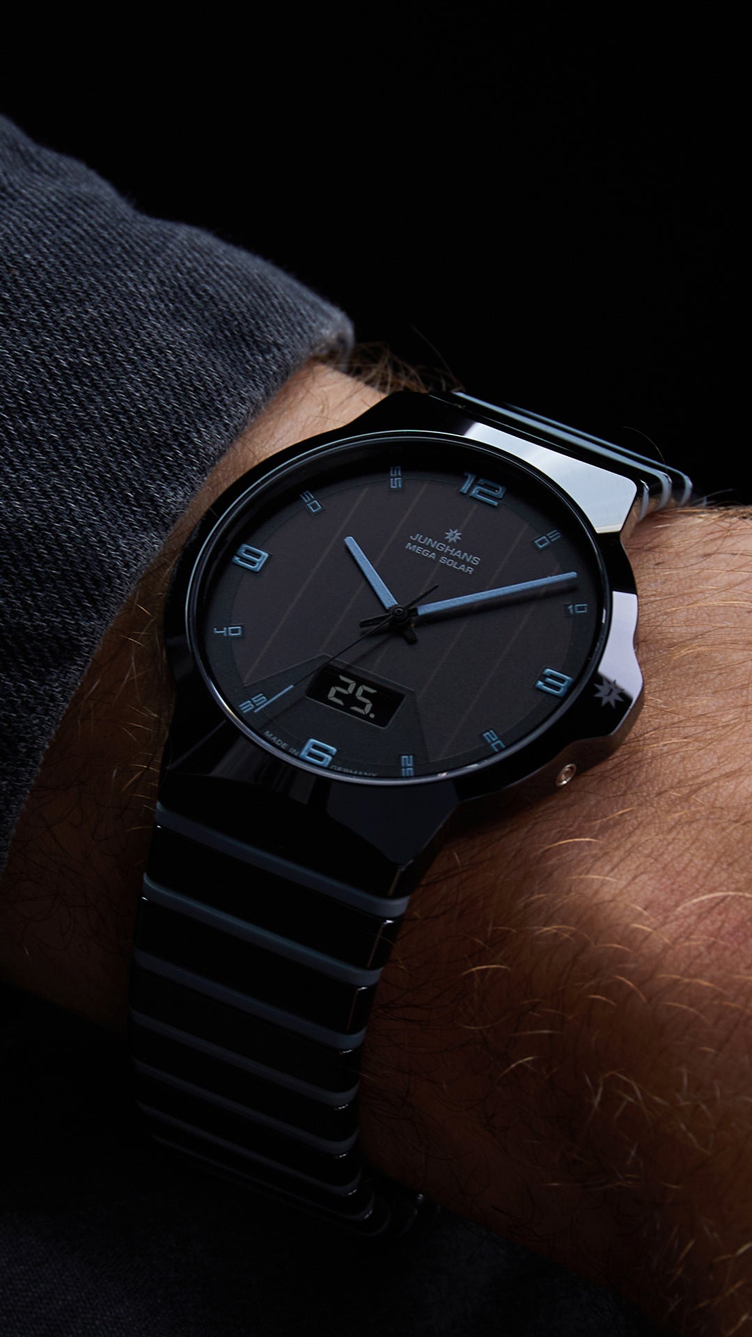 Junghans Force Mega Solar