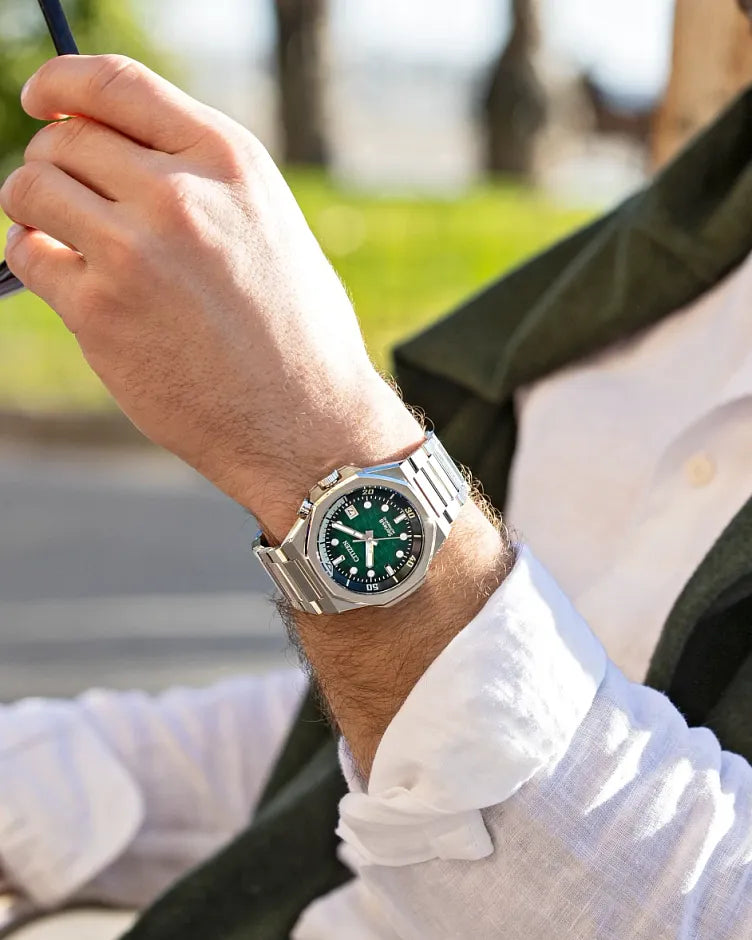 Citizen Series8 890