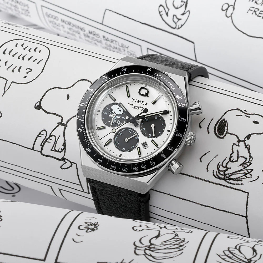 Q Timex® x Peanuts® Snoopy Chronograph - TW2W68900.