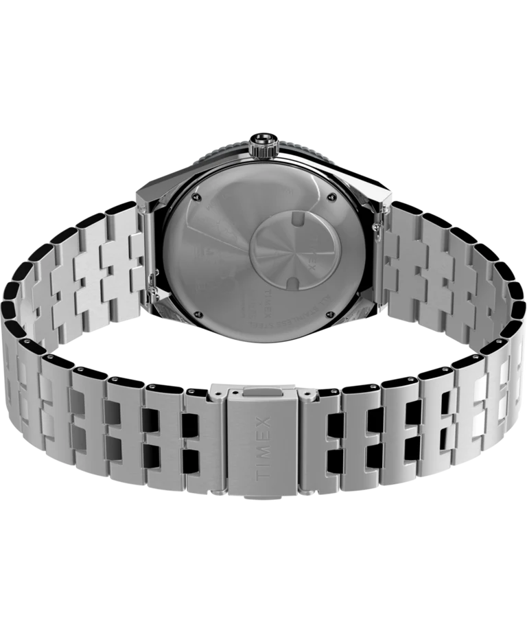 Q Timex x Peanuts® GMT