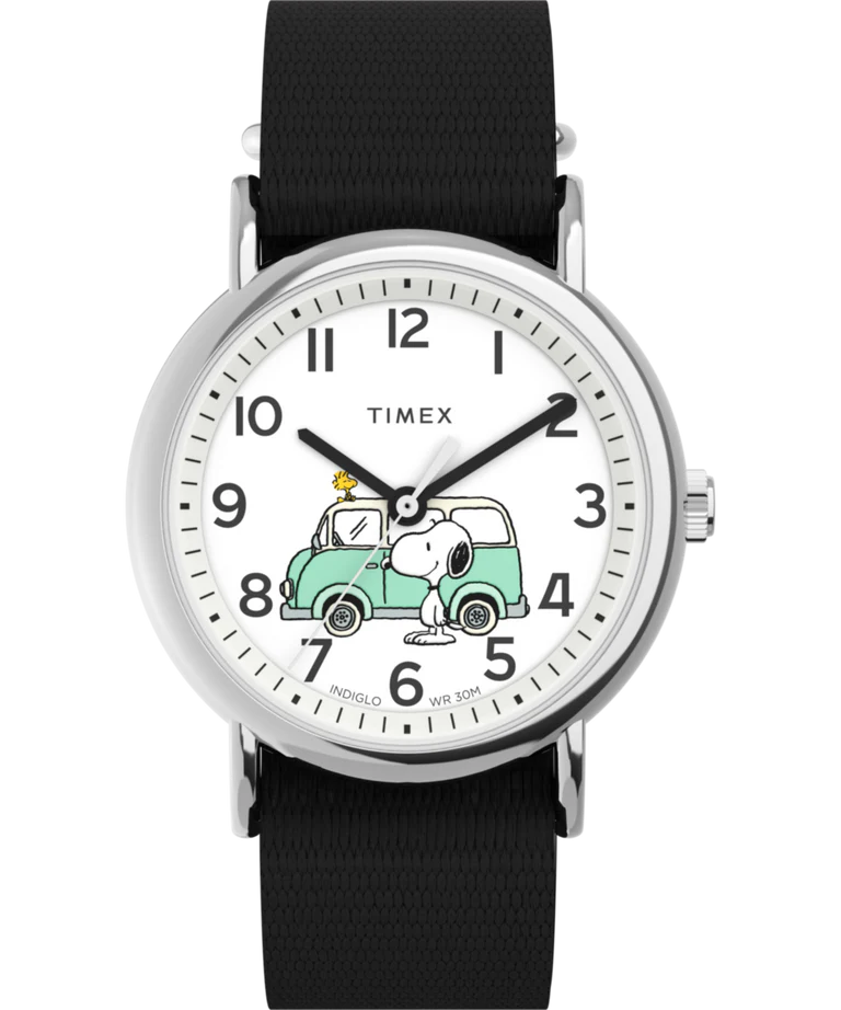 Timex x  Peanuts® Weekender