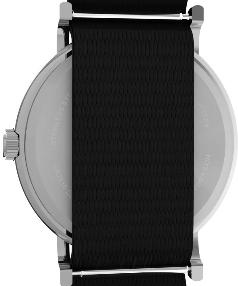 Timex x  Peanuts® Weekender