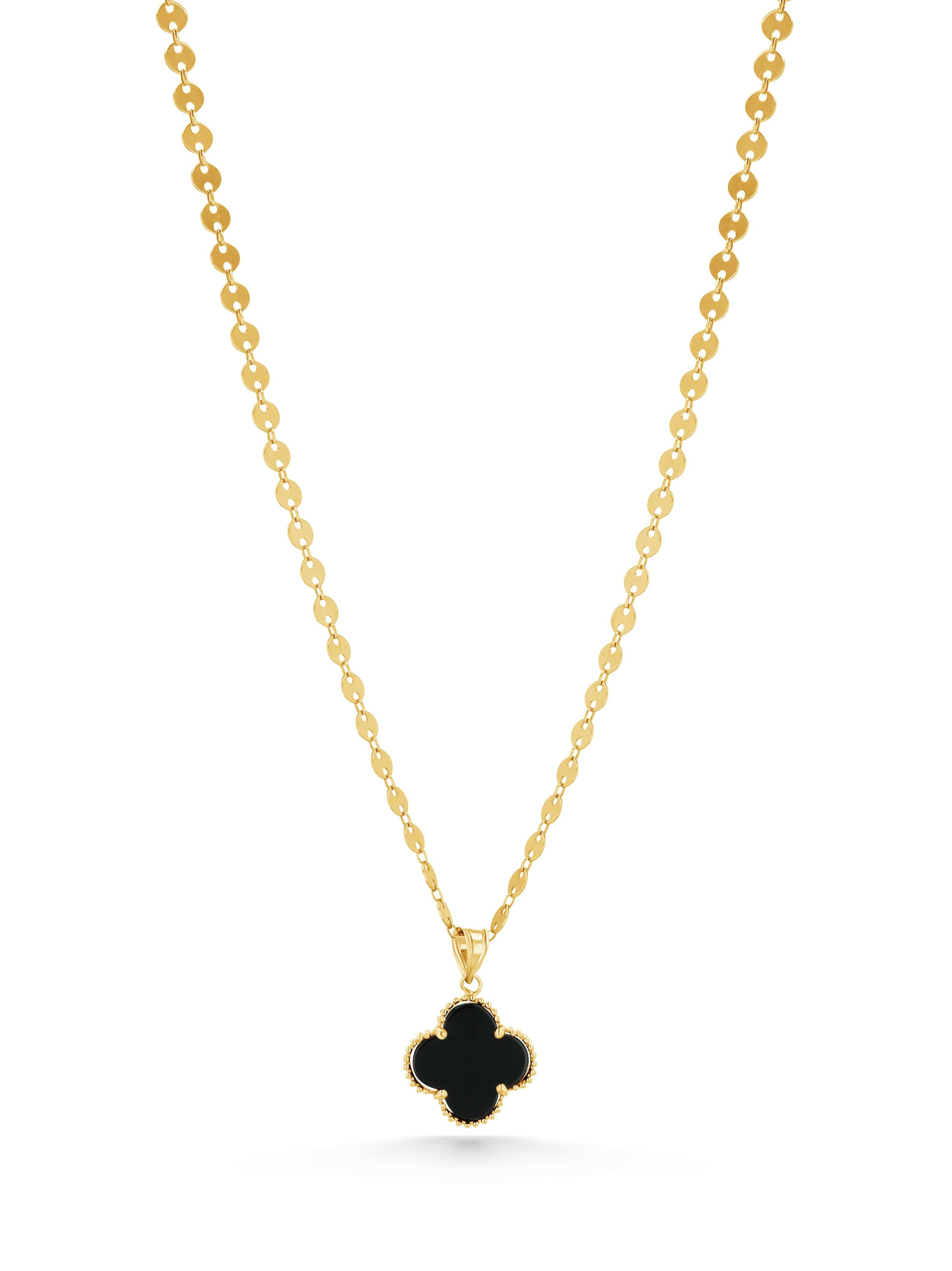 https://cloud.ortery.com/share/Ko2D49/Clover%20Gold%20Black%20Charm%281%29/Clover%20Gold%20Black%20Charm.html