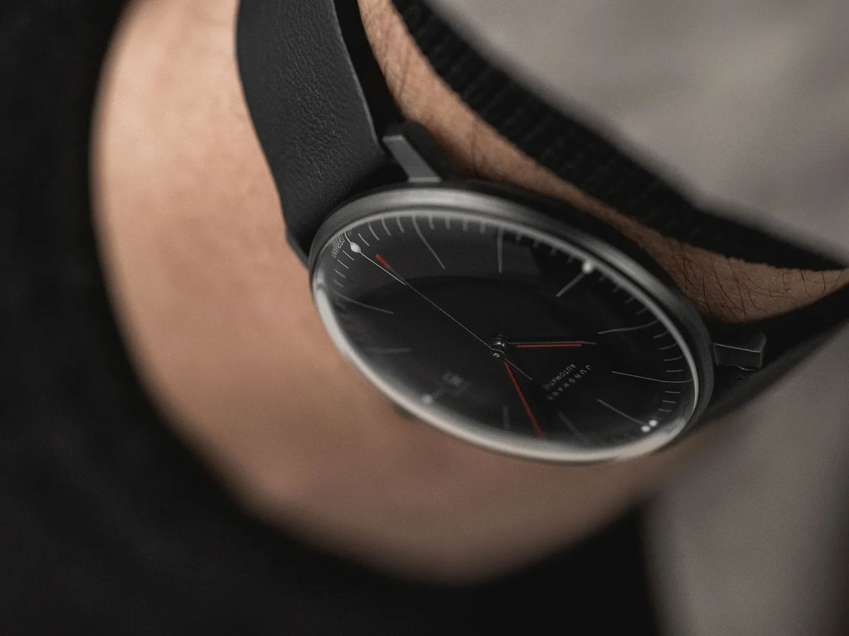 Junghans Max Bill Automatic Bauhaus - 27/4308.02, view 4
